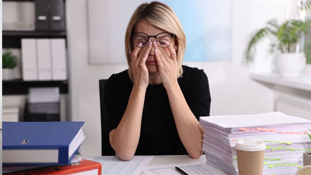 Workaholic ou Worklover descubra seu perfil e aprenda a equilibrar dedicação, paixão e saúde mental no trabalho sem cair no excesso.